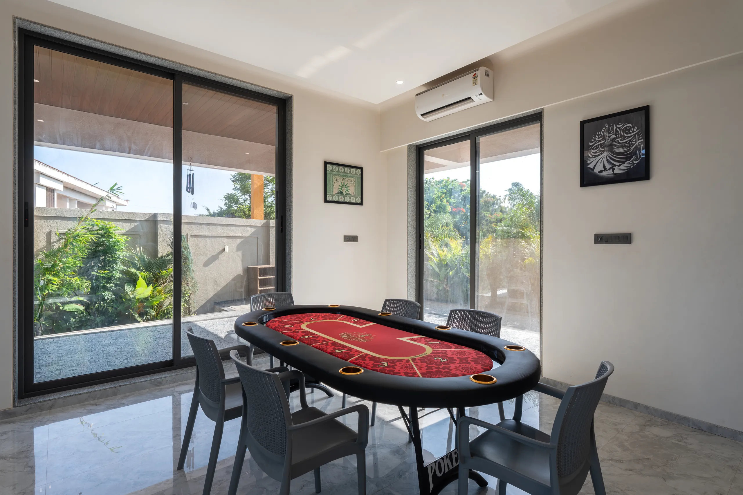 Poker Lounge